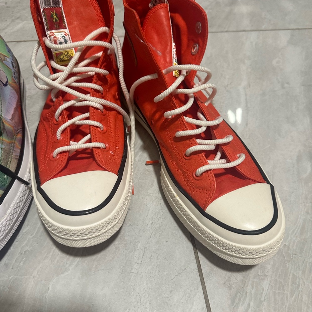 1brand new converse shoe men